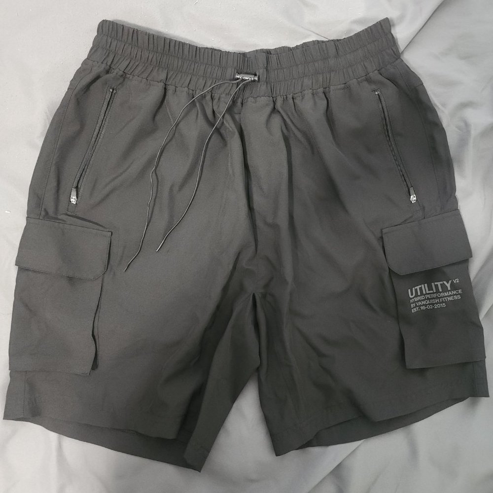 VANQUISH UTILITY V2 BLACK CARGO SHORTS LARGE SIZE